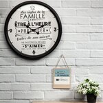 Horloge en plastique la vie en famille