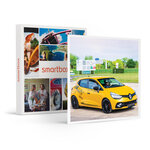 SMARTBOX - Coffret Cadeau Stage d’initiation à la conduite junior : 2 tours de circuit en Clio RS pour 1 enfant -  Sport & Aventure