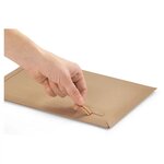 Pochette carton recyclé à fermeture adhésive - pochette ouverture grand côté 18cm x 16 4cm (lot de 100)