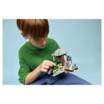 21586 Le Jardin pâle ® Minecraft
