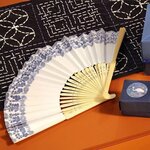 7 éventails en papier à customiser 21 cm