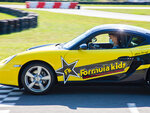 SMARTBOX - Coffret Cadeau Pilotage pour enfant : 5 tours de circuit au volant d'une Porsche Cayman -  Sport & Aventure