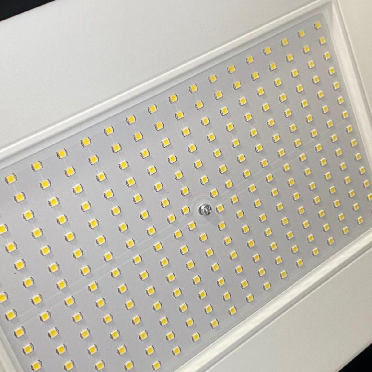 Projecteur Extérieur LED 100W IP65 Noir - Blanc Froid 6000K - 8000K -  SILAMP