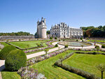 SMARTBOX - Coffret Cadeau Visite du château de Chenonceau : billets pour 1 adulte et 2 enfants -  Sport & Aventure
