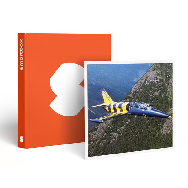 SMARTBOX - Coffret Cadeau Pilote d'un jour à Riga : vol de 35 min dans un avion de chasse militaire L-39 Albatros -  Sport & Aventure
