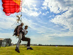 SMARTBOX - Coffret Cadeau Saut en parachute en tandem près de Dijon -  Sport & Aventure