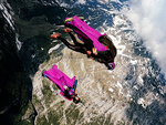 SMARTBOX - Coffret Cadeau Wingsuit en exclusivité mondiale à Grenoble : 1 vol en tandem depuis un avion à 4 000 m d'altitude -  Sport & Aventure