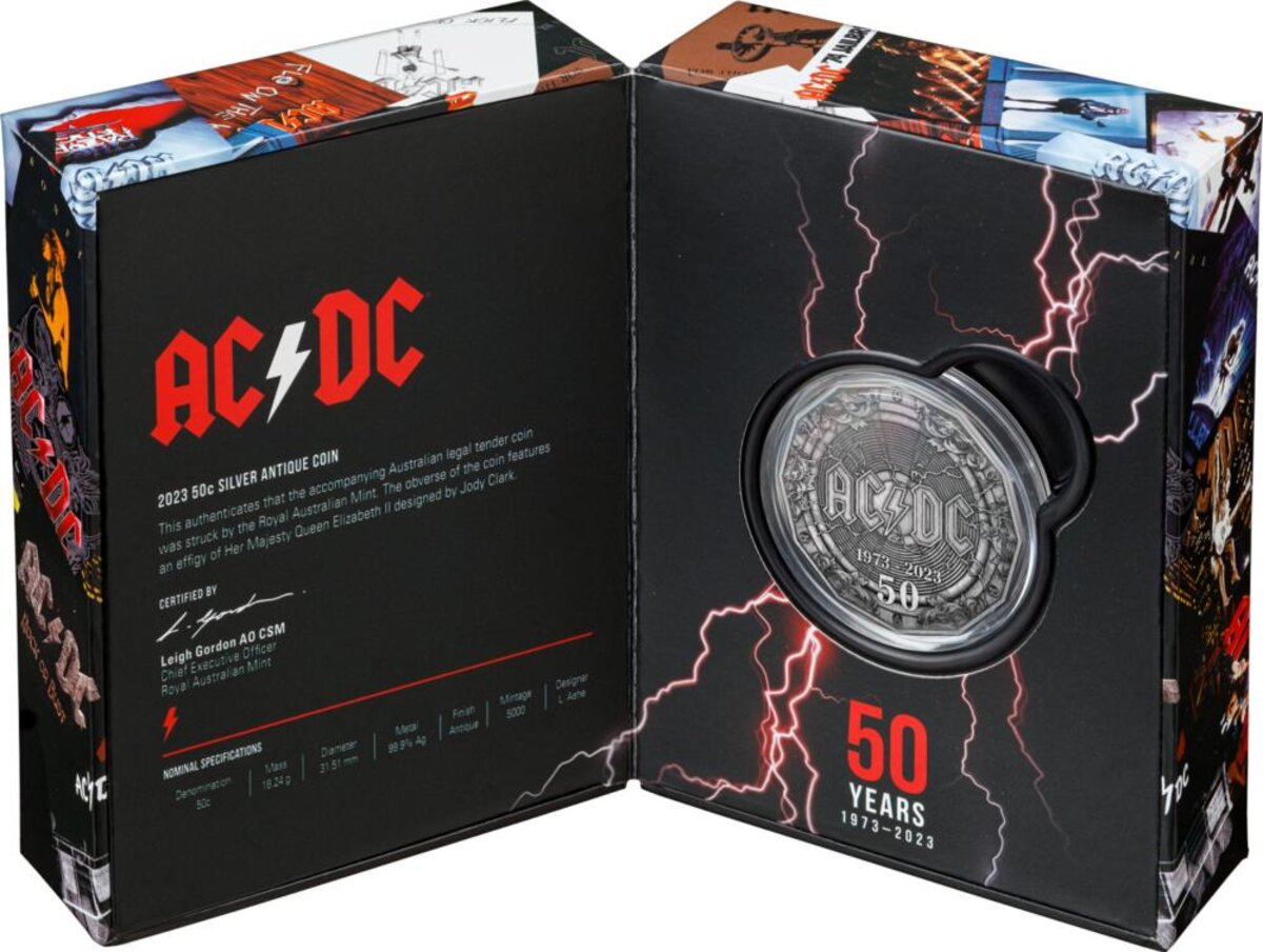 AC/DC: AC/DC -LIVRE DES 50 ANS 1973-2023