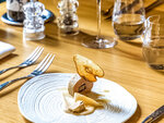 SMARTBOX - Coffret Cadeau Séjour en château 4* aux portes de Dijon : 2 jours en suite avec brunch -  Séjour
