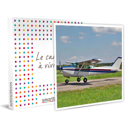 SMARTBOX - Coffret Cadeau - Balade en avion privé dans les environs du Mans pour 2 personnes (1h)