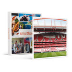 SMARTBOX - Coffret Cadeau Football en famille : visite du stade de Luz Sport Lisboa e Benfica et écharpe pour 4 -  Sport & Aventure