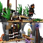 Lego 71747 ninjago le village des gardiens jeu de construction avec les minifigurines ninja cole  jay et kai  enfant de 8 ans et +