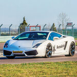 SMARTBOX - Coffret Cadeau Stage pilotage enfant : 5 ou 6 tours de circuit au volant d'une Lamborghini Gallardo -  Sport & Aventure