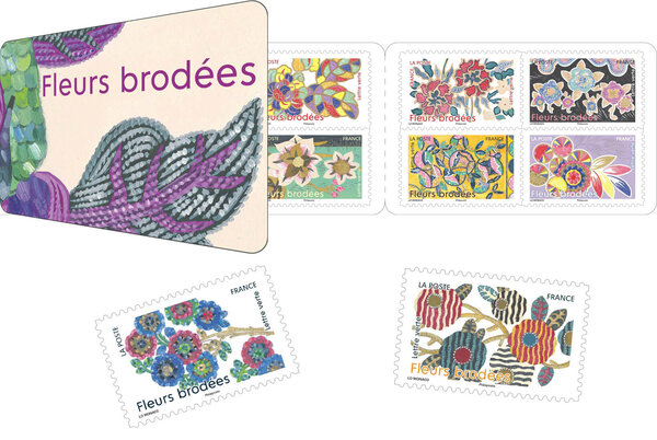 Carnet de 12 timbres - Fleurs brodées - Lettre verte