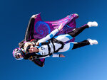 SMARTBOX - Coffret Cadeau Wingsuit en exclusivité mondiale en Bourgogne : 1 vol en tandem depuis un avion à 4 000 m d'altitude -  Sport & Aventure