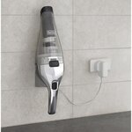 BLACK+DECKER NVC220WC-QW - Aspirateur a main - Dustbuster Lithium 7,2V - EasyGrip - Chrome et Titanium