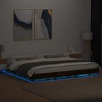 vidaXL Cadre de lit et lumières LED sans matelas chêne fumé 200x200 cm