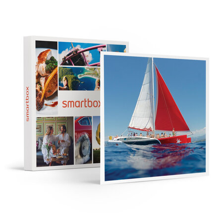 SMARTBOX - Coffret Cadeau Demi-journée d'excursion en catamaran dans le golfe d'Ajaccio avec boissons soft à volonté -  Sport & Aventure