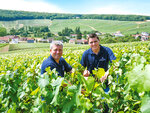 SMARTBOX - Coffret Cadeau Coffret de 3 bouteilles de champagne à déguster chez soi -  Sport & Aventure