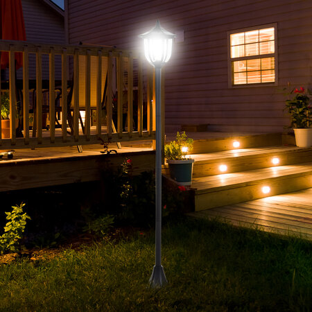 Outsunny Luminaire extérieur solaire lampadaire lanterne classique LED 60  Lm max. dim. 26L x 26l x 177H cm noir - La Poste