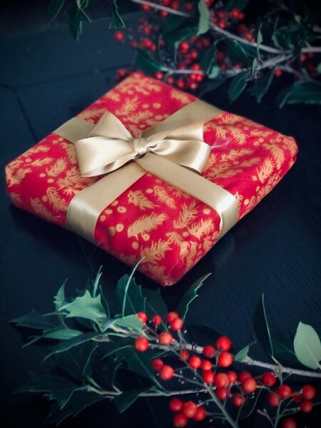 Papier cadeau réutilisable - Bouts de Houx (Rouge Coquelicot) 35x35cm Mat 100 Coton