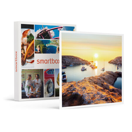 SMARTBOX - Coffret Cadeau Excursion en bateau de 3h dans les calanques au coucher du soleil avec rosé -  Sport & Aventure