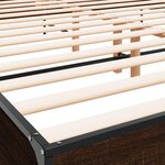 vidaXL Cadre de lit chêne marron 200x200 cm bois d'ingénierie et métal