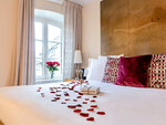 SMARTBOX - Coffret Cadeau 2 jours en hôtel 5* avec espace bien-être et champagne dans le cœur historique de Strasbourg -  Séjour
