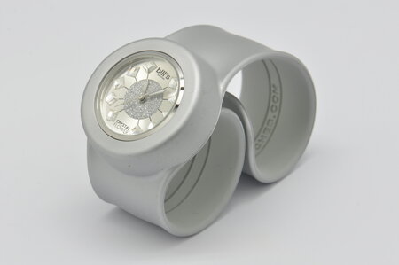Montre classic bracelet silver et cadran crystal flower