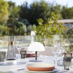 Lampe de table sans fil Neptune Rock 20 cm- Pied en acier - Gris - LED blanc chaud et blanc