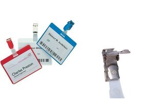 porte-noms ouvert sur le haut avec clip dos: bleu DURABLE