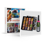 SMARTBOX - Coffret Cadeau Coffret signé Fauchon : 32 macarons avec bouteille de champagne livré à domicile -  Gastronomie