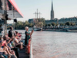 SMARTBOX - Coffret Cadeau Croisière gourmande avec déjeuner au fil des quais UNESCO à Bordeaux -  Sport & Aventure