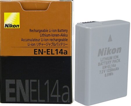 Nikon nikon en-el14a - accu lithium-ion compact et rechargeable (pour d3300 / d5300)