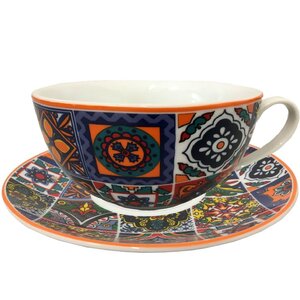 Tasse à café et sous tasse mosaïque