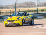 SMARTBOX - Coffret Cadeau Stage de pilotage enfant : 10 tours de circuit au volant d'une BMW Z4 Roadster -  Sport & Aventure