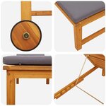 vidaXL Chaise longue en bois massif d'acacia avec coussins gris clair.