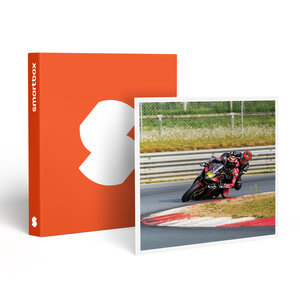 SMARTBOX - Coffret Cadeau Baptême passager en moto : 3 tours à l'arrière d'un pilote professionnel sur le circuit de Pau-Arnos -  Sport & Aventure