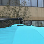 Parasol déporté rond inclinable manivelle piètement mât métal. Dim. Ø 2 96 x 2 6h m polyester haute densité bleu ciel