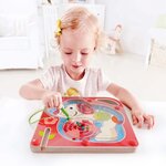 Hape jeu de labyrinthe a-mazing pepe rouge e1711