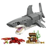 31381 Le redoutable requin et le coffre au trésor ® Creator