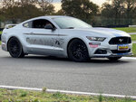 SMARTBOX - Coffret Cadeau Stage pilotage enfant : 3 tours de circuit au volant d'une Ford Mustang V8 -  Sport & Aventure