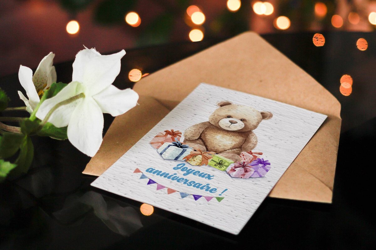 Carte cadeau sur papier ensemencé avec enveloppe Kraft – Fleurs