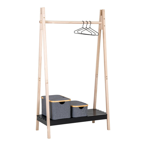 Rampe à vêtements noire en bois naturel