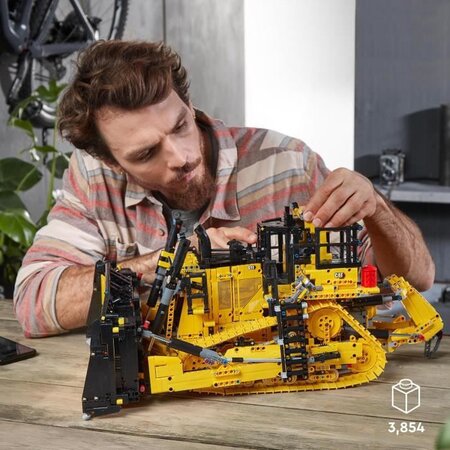 Lego 42131 technic bulldozer d11 cat véhicule de chantier télécommandé  interactif pour adultes avec application - La Poste