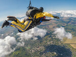 SMARTBOX - Coffret Cadeau Saut en parachute en tandem le week-end : une expérience unique à Tallard -  Sport & Aventure