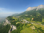 Sensations parapente : vol magique de 35 min au-dessus du lac d'annecy - smartbox - coffret cadeau sport & aventure