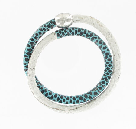 bracelet en cuir blanc et bleu