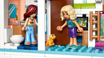 LEGO Friends La maison de famille de Liann 42687  946 pièces  4 mini-poupées