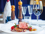 SMARTBOX - Coffret Cadeau Coffret cadeau Fête des Pères : dîner gourmand avec vin pour 2 personnes - Gastronomie